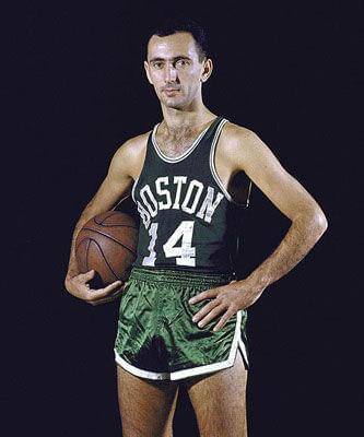 申花官方庆生海报出现低级翻译错误，将32nd写成32th