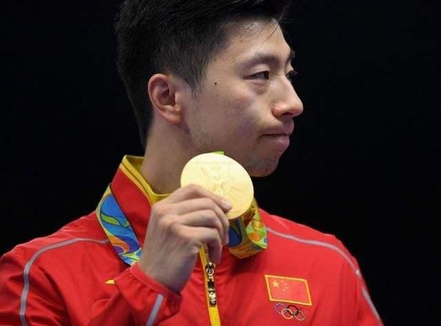 湖北女足历史首次闯入全运会决赛，王霜哭着感叹：太不容易了