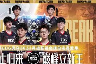 小孩哥！17岁卡尔成为欧冠最年轻连续3场进球球员